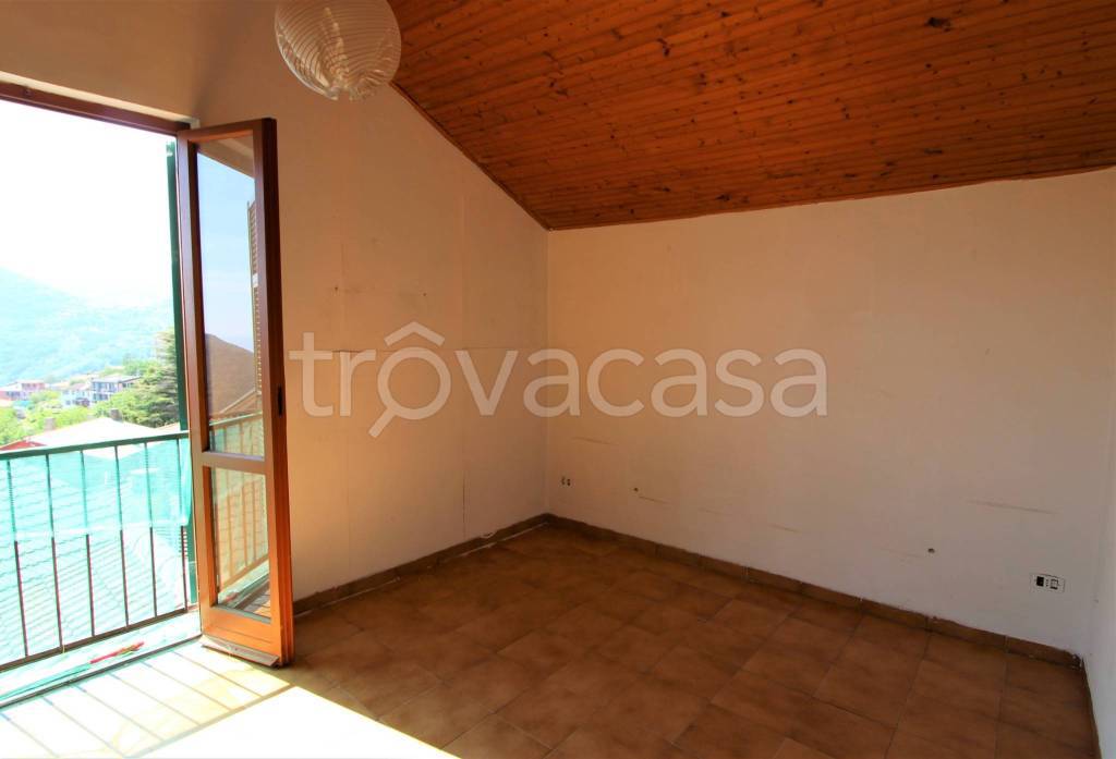 casa indipendente in vendita ad Uscio