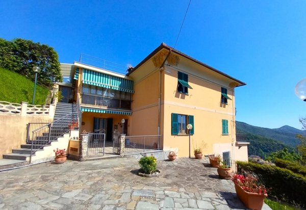 casa indipendente in vendita ad Uscio