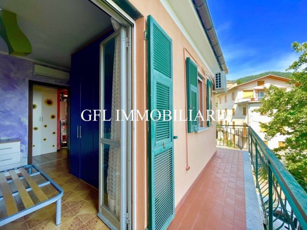 casa indipendente in vendita ad Uscio