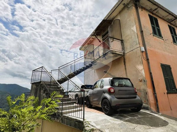 appartamento in vendita ad Uscio