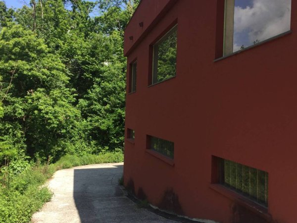 negozio in vendita ad Uscio