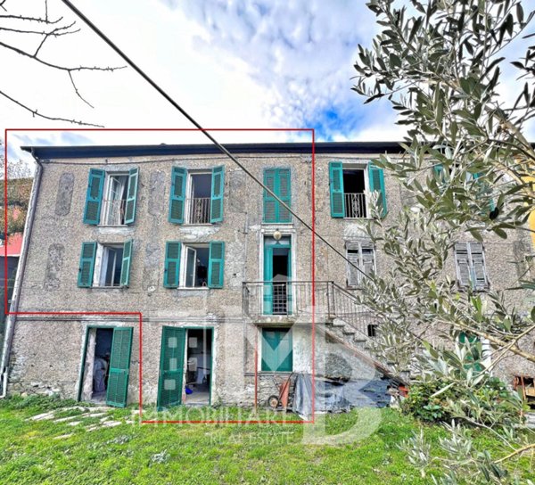 appartamento in vendita ad Uscio in zona Calcinara