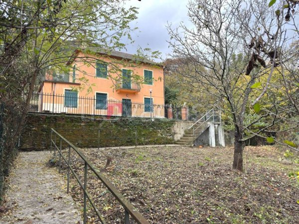 casa indipendente in vendita ad Uscio in zona Terrile