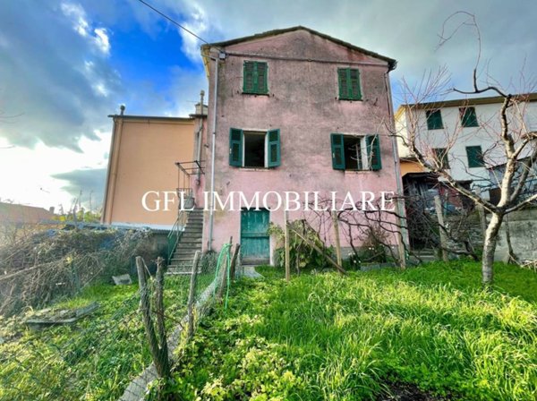 casa indipendente in vendita ad Uscio