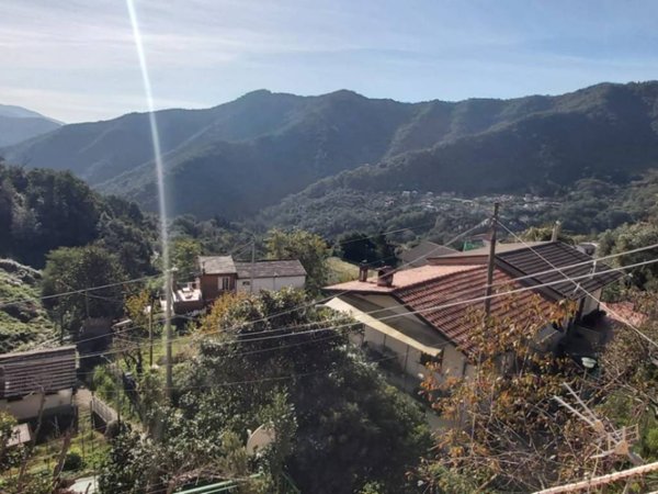 appartamento in vendita ad Uscio in zona Terrile