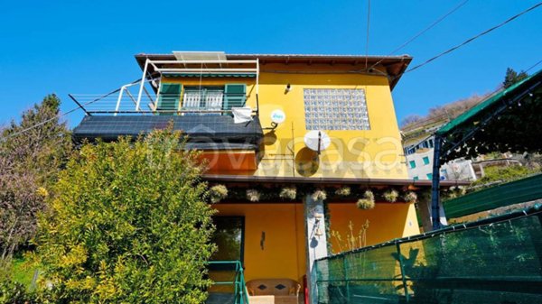 casa indipendente in vendita ad Uscio