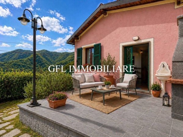 casa indipendente in vendita ad Uscio