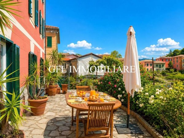 appartamento in vendita ad Uscio in zona Calcinara