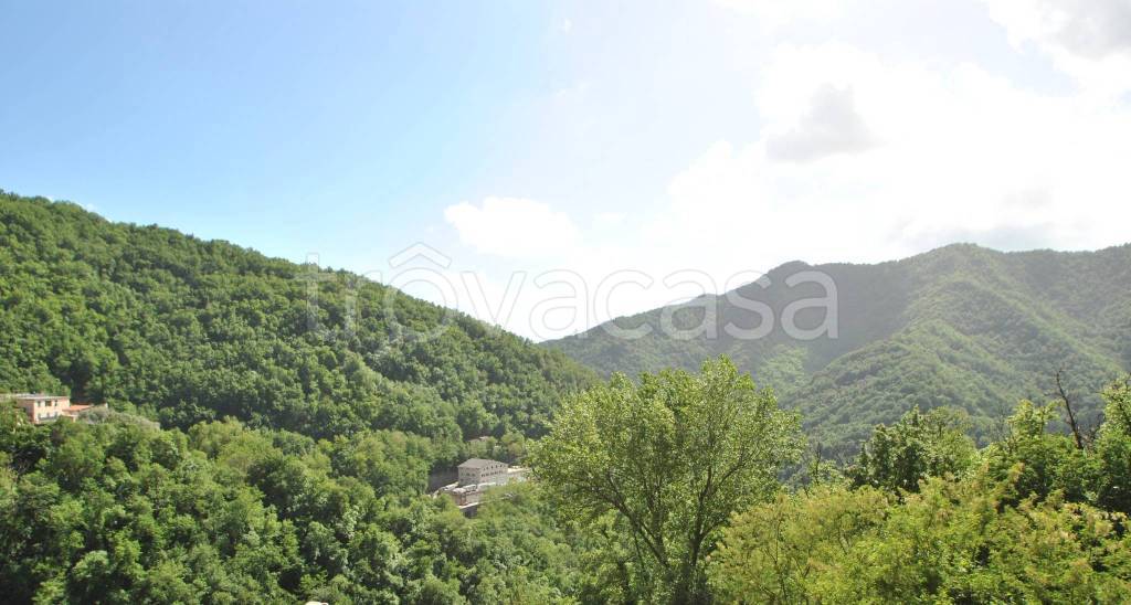 appartamento in vendita ad Uscio in zona Terrile