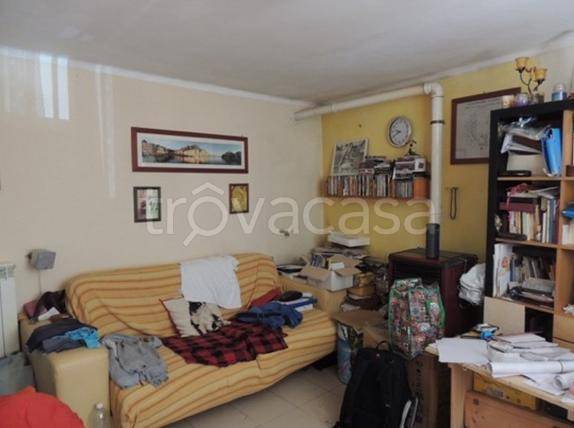casa indipendente in vendita ad Uscio in zona Calcinara