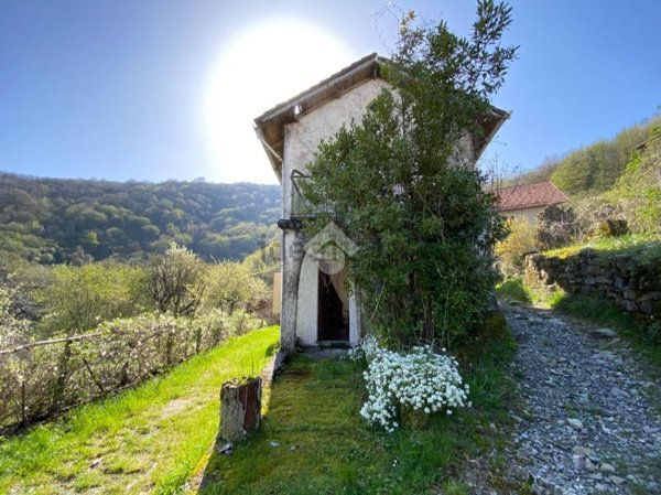 appartamento in vendita a Valbrevenna
