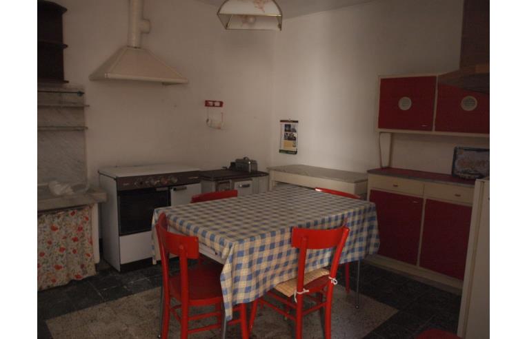 casa indipendente in vendita a Vobbia in zona Vallenzona