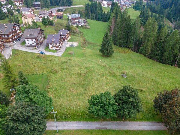 terreno edificabile in vendita a Vobbia in zona Selva