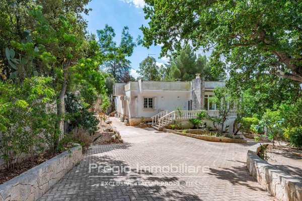 casa indipendente in vendita a Vobbia in zona Selva