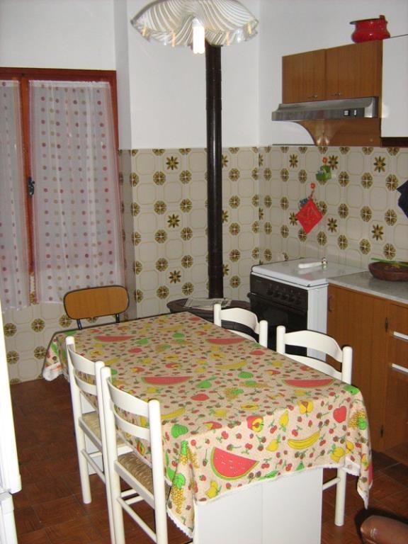 casa indipendente in vendita a Vobbia in zona Vallenzona