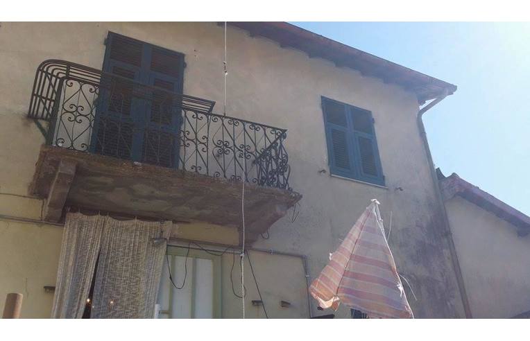 appartamento in vendita a Vobbia