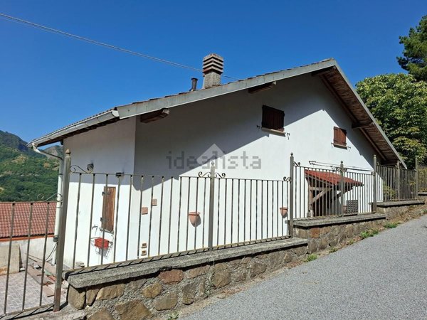 appartamento in vendita a Vobbia in zona Noceto
