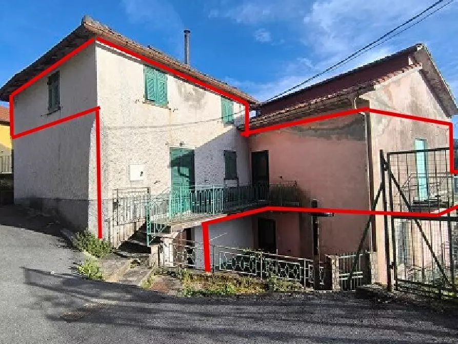 pentavano in vendita a Vobbia in zona Noceto