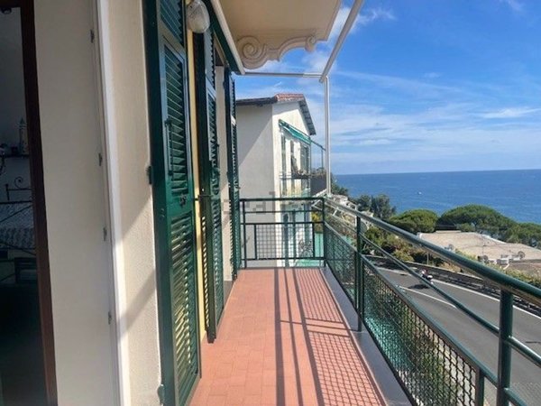 appartamento in vendita a Zoagli