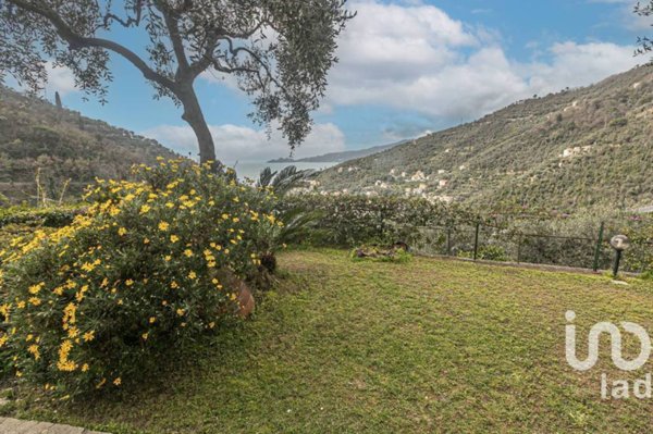 casa indipendente in vendita a Zoagli