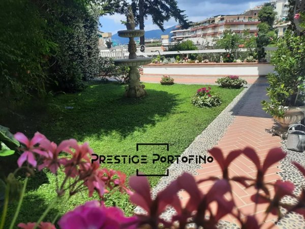 appartamento in vendita a Zoagli in zona Sant'Ambrogio