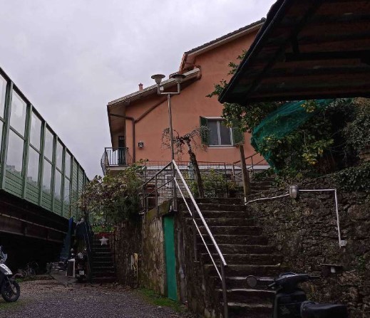 appartamento in vendita a Zoagli in zona Sant'Ambrogio