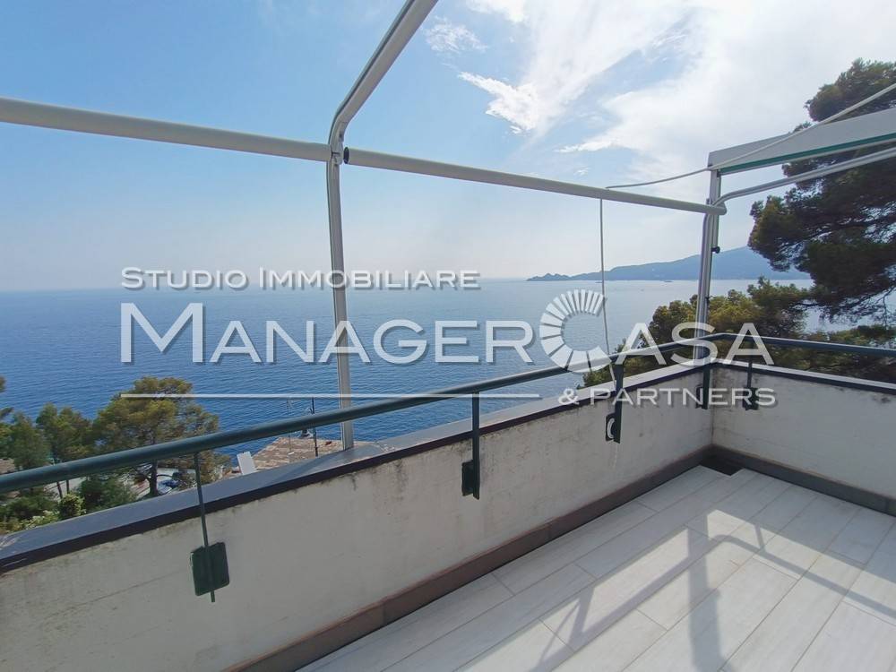 appartamento in vendita a Zoagli