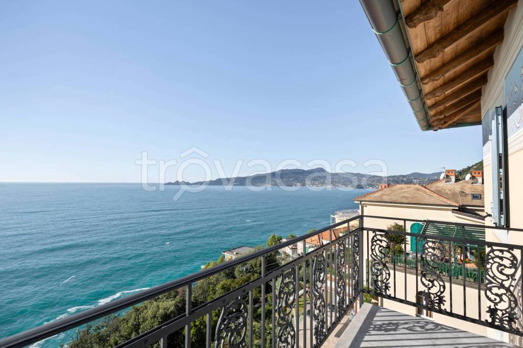 casa indipendente in vendita a Zoagli