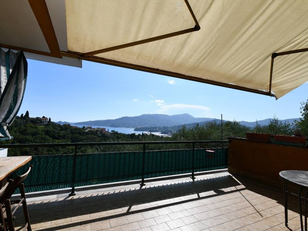 appartamento in vendita a Zoagli in zona Sant'Ambrogio