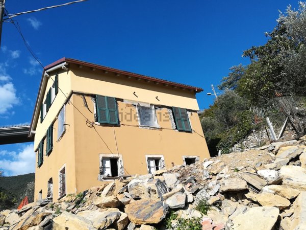 casa indipendente in vendita a Zoagli