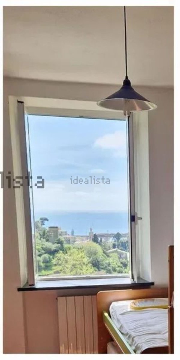 esavano in vendita a Zoagli