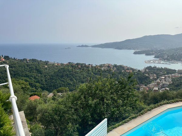 quadrivano in vendita a Zoagli