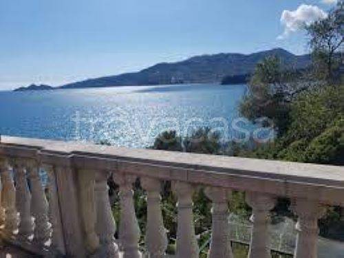 casa indipendente in vendita a Zoagli