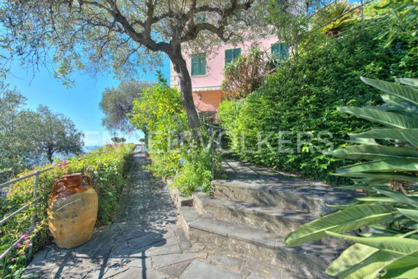 appartamento in vendita a Zoagli in zona Sant'Ambrogio