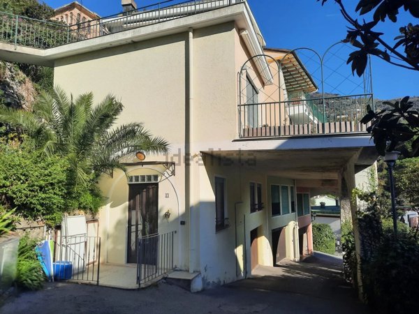 appartamento in vendita a Zoagli in zona Sant'Ambrogio