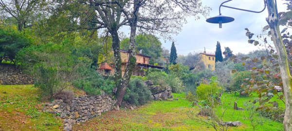 casa indipendente in vendita ad Ameglia