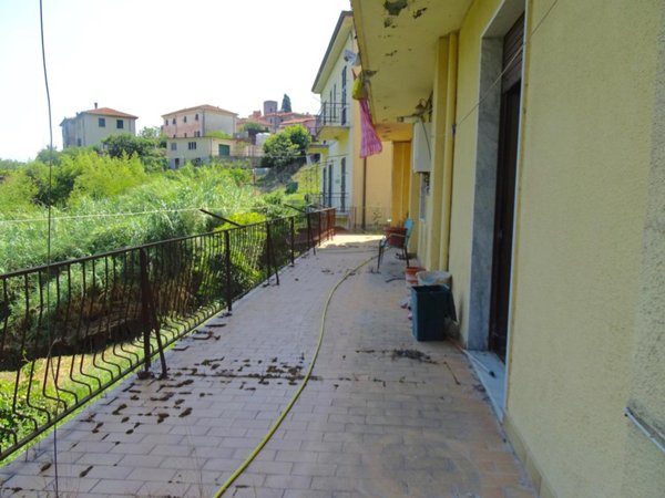 appartamento in vendita ad Ameglia