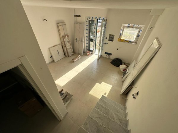 casa indipendente in vendita ad Ameglia in zona Fiumaretta