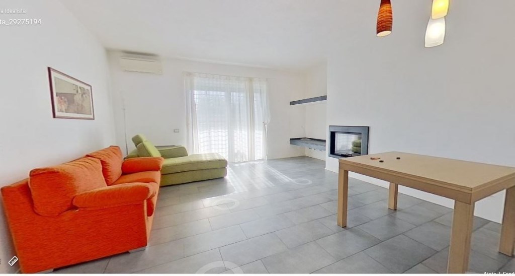 casa indipendente in vendita ad Ameglia in zona Fiumaretta