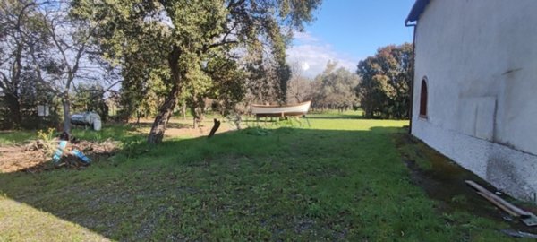 casa indipendente in vendita ad Ameglia