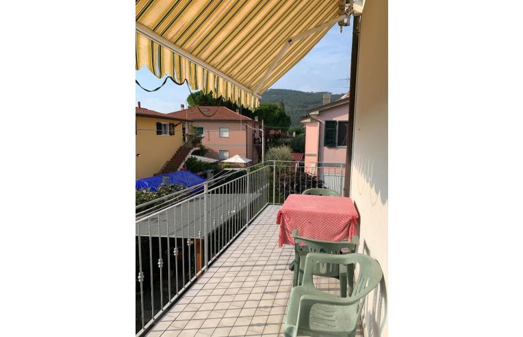 appartamento in vendita ad Ameglia in zona Fiumaretta