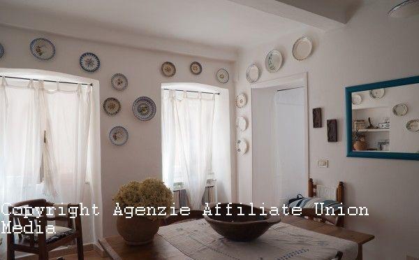 appartamento in vendita ad Ameglia in zona Montemarcello