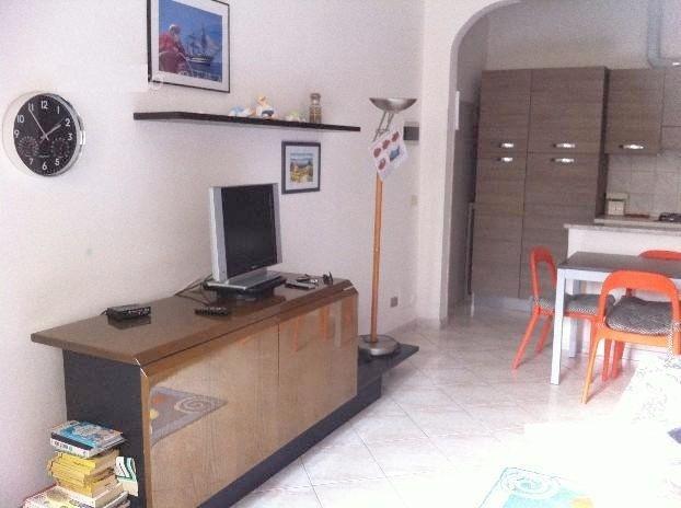appartamento in vendita ad Ameglia in zona Fiumaretta