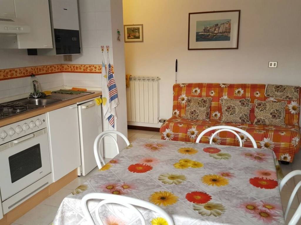 appartamento in vendita ad Ameglia