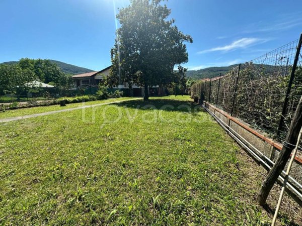 casa indipendente in vendita ad Ameglia in zona Bocca di Magra