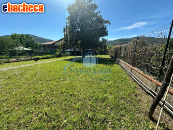 casa indipendente in vendita ad Ameglia in zona Fiumaretta