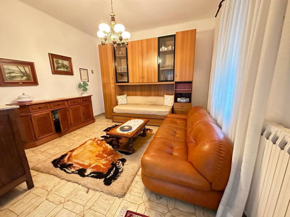 casa indipendente in vendita ad Ameglia in zona Bocca di Magra