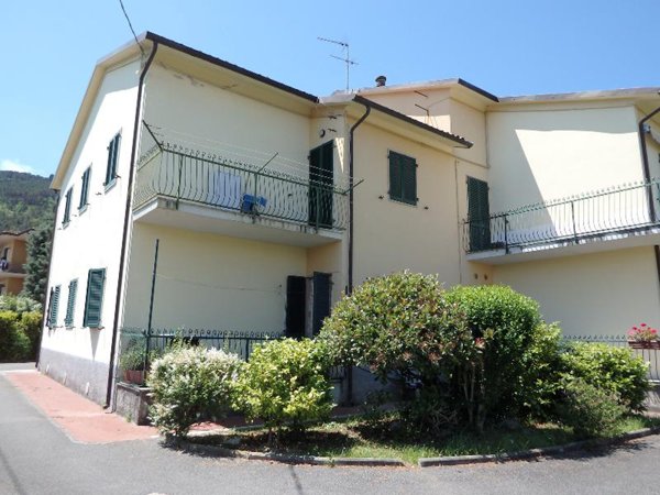 appartamento in vendita ad Ameglia in zona Bocca di Magra