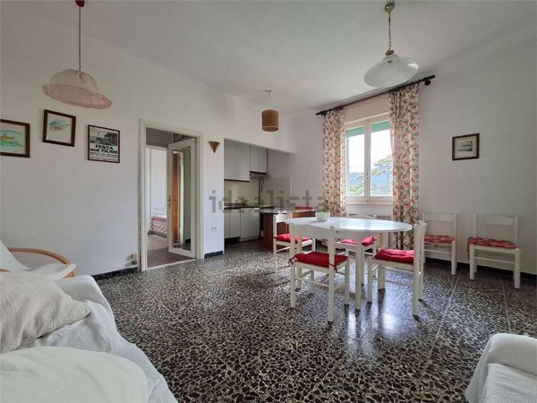 appartamento in vendita ad Ameglia in zona Fiumaretta