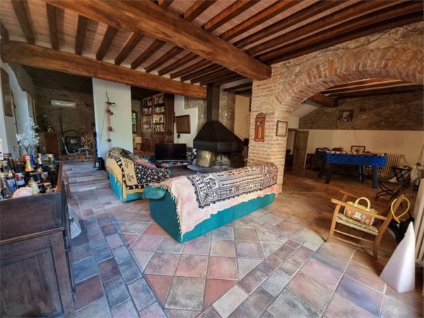 casa indipendente in vendita ad Ameglia